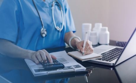 How Selected Health Risks Relate to Healthcare Expenditure