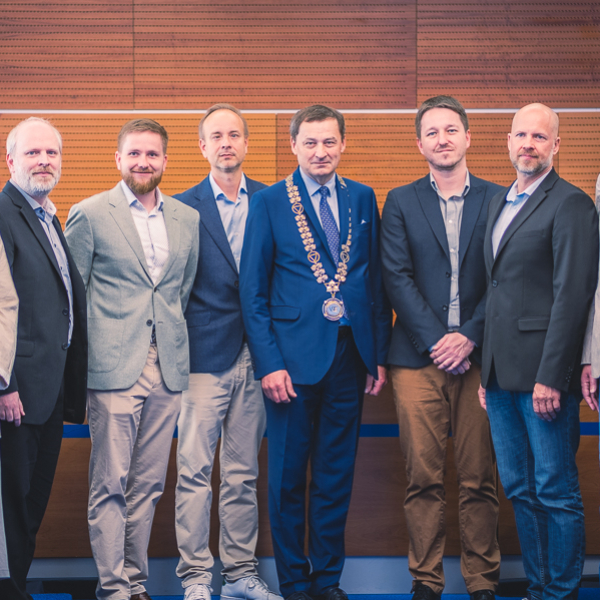 Experienced supervisors